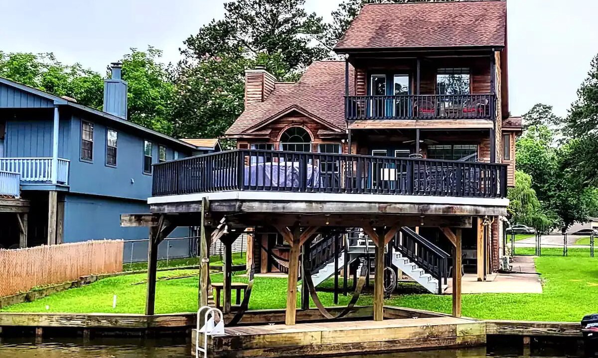 Photo of Outdoor in Willis