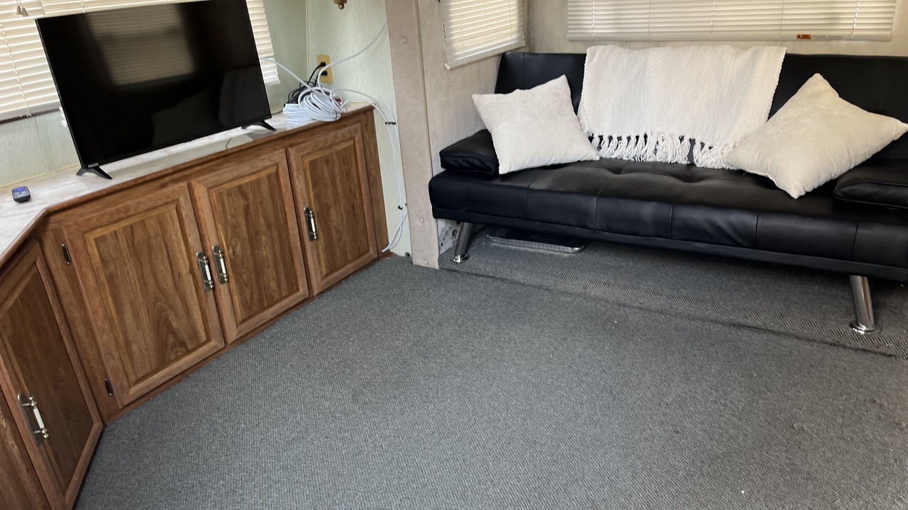 Photo of Livingroom in Deer Park