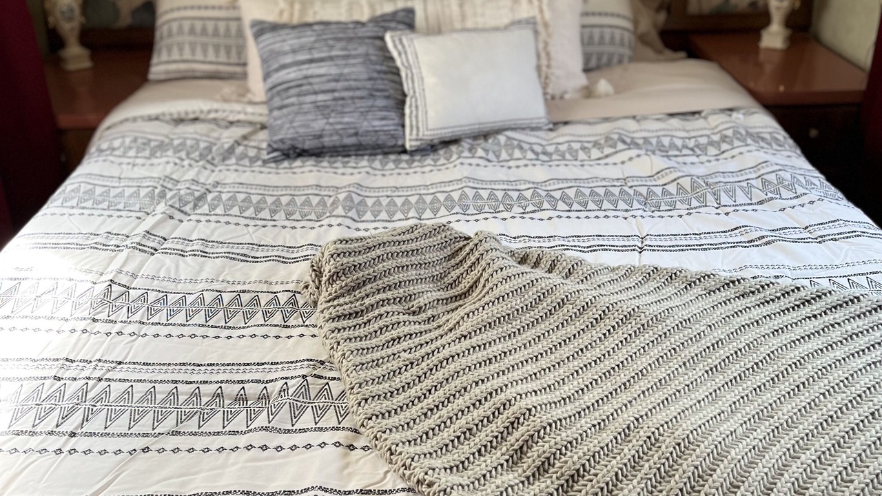 Photo of Bedroom in Deer Park