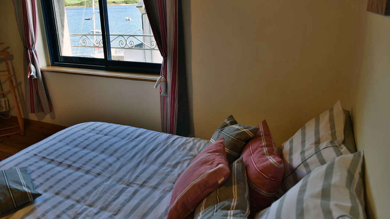 Photo of Bedroom in Plouguiel