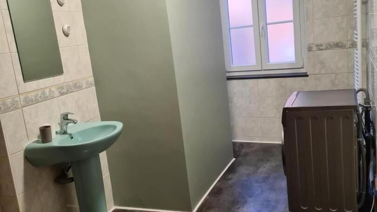 Photo of Bathroom in Fumay