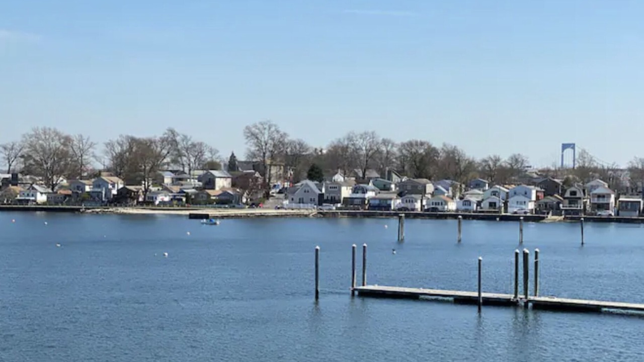 Photo of Others in Throgs Neck