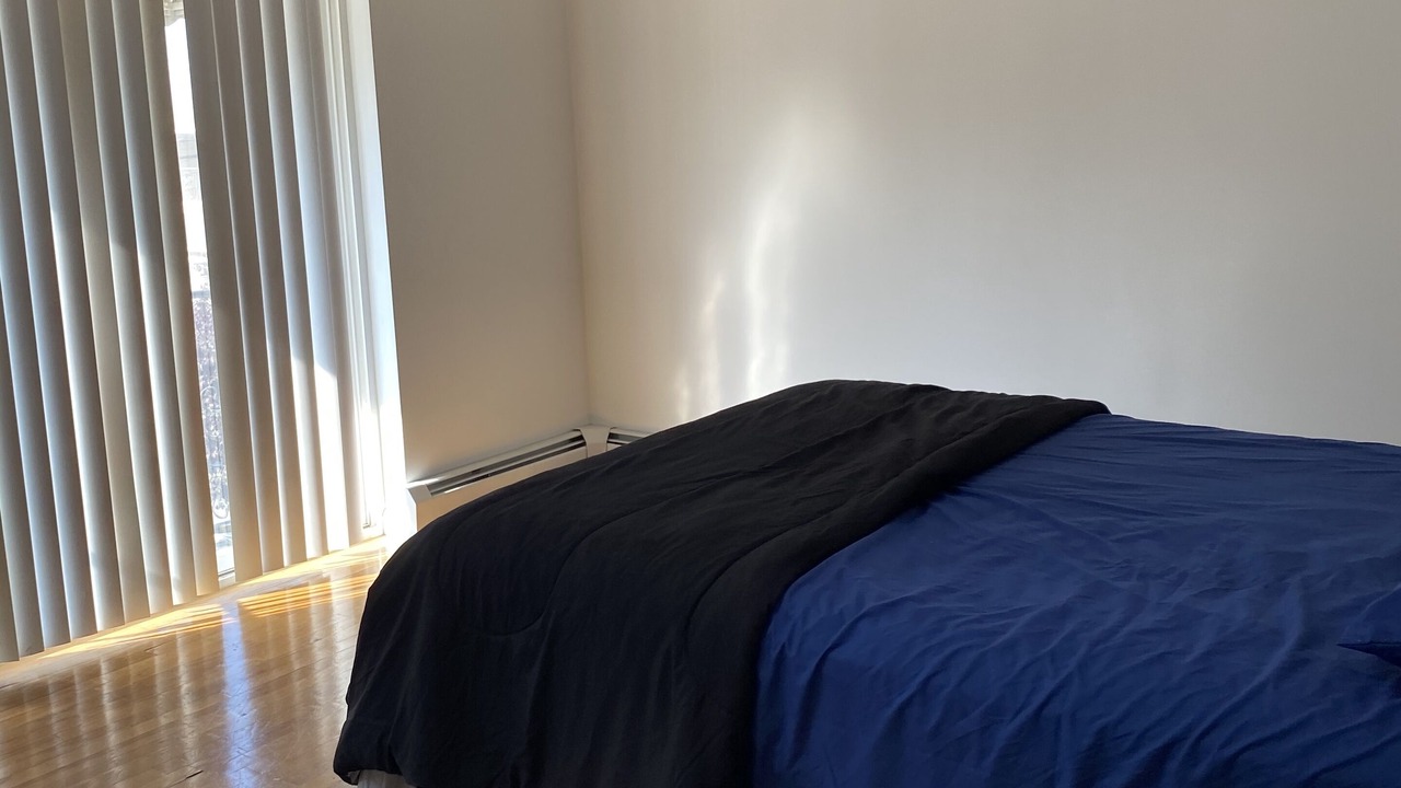 Photo of Bedroom in Throgs Neck