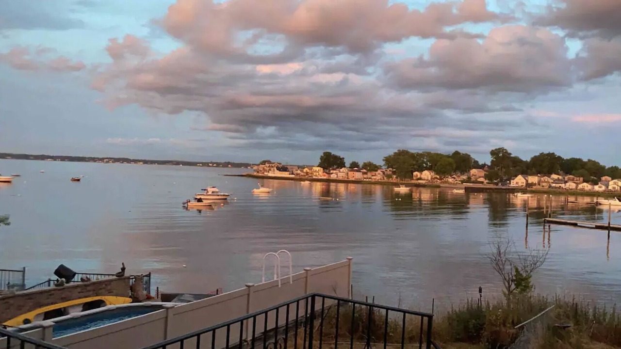 Photo of Others in Throgs Neck