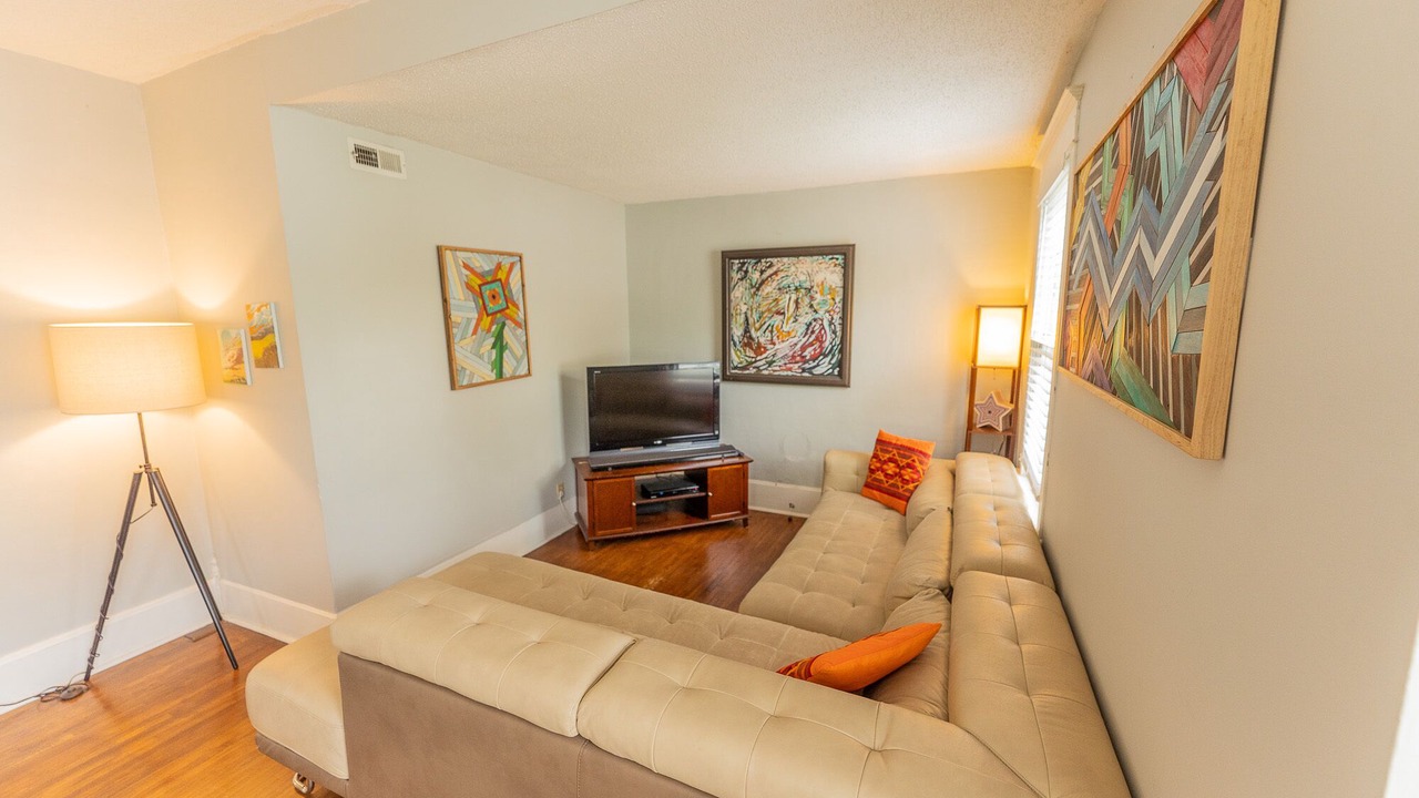 Photo of Livingroom in Lee's Summit