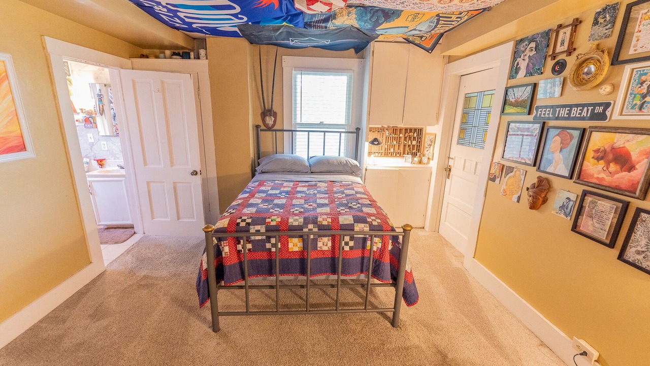 Photo of Bedroom in Lee's Summit