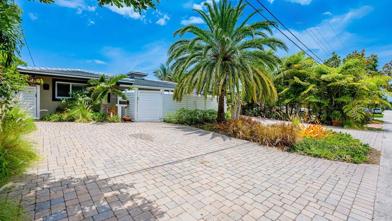 Photo of Outdoor in Wilton Manors