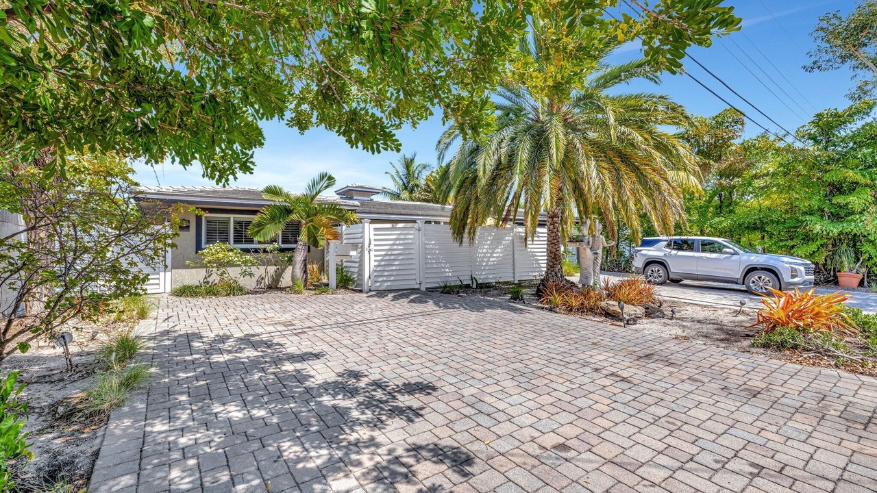 Photo of Outdoor in Wilton Manors