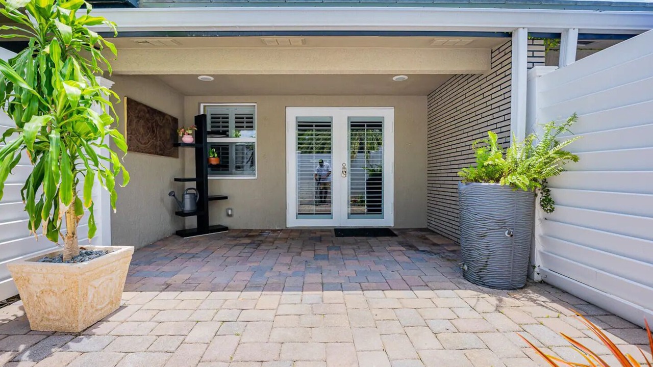 Photo of Patio Balcony in Wilton Manors
