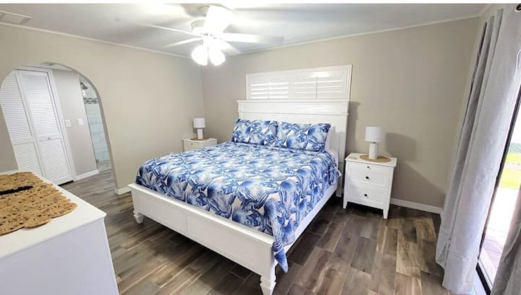 Photo of Bedroom in Caloosahatchee