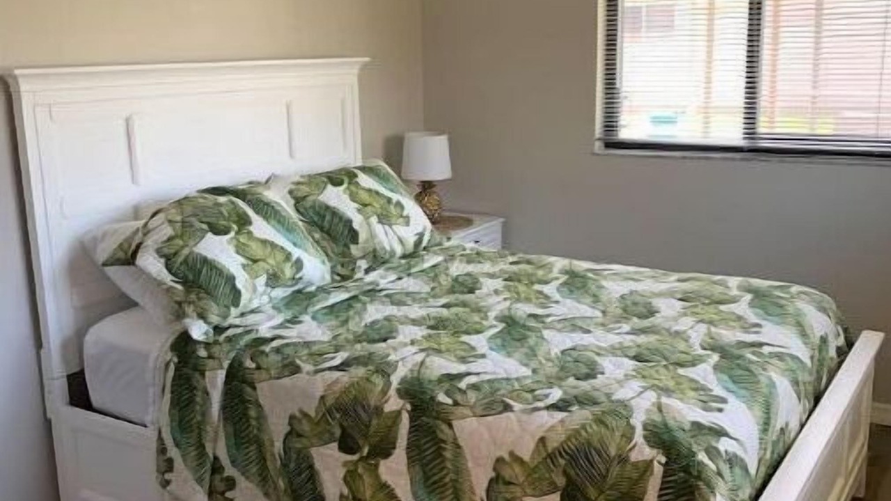 Photo of Bedroom in Caloosahatchee