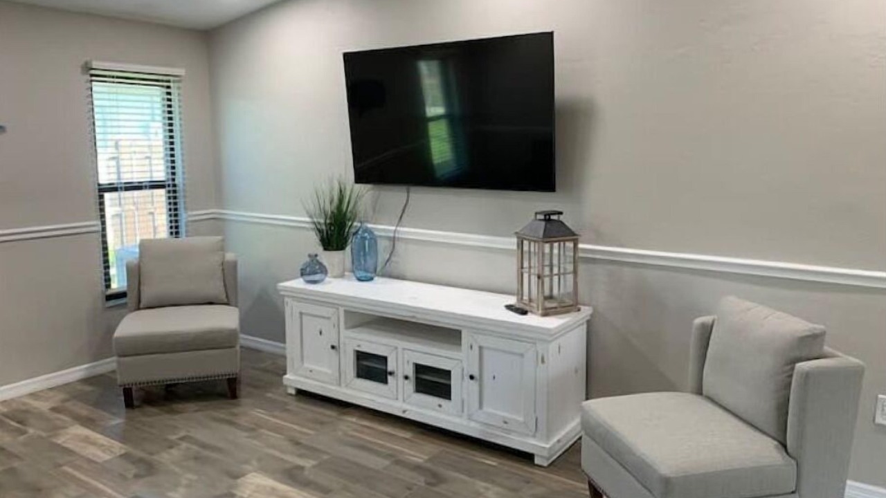 Photo of Livingroom in Caloosahatchee