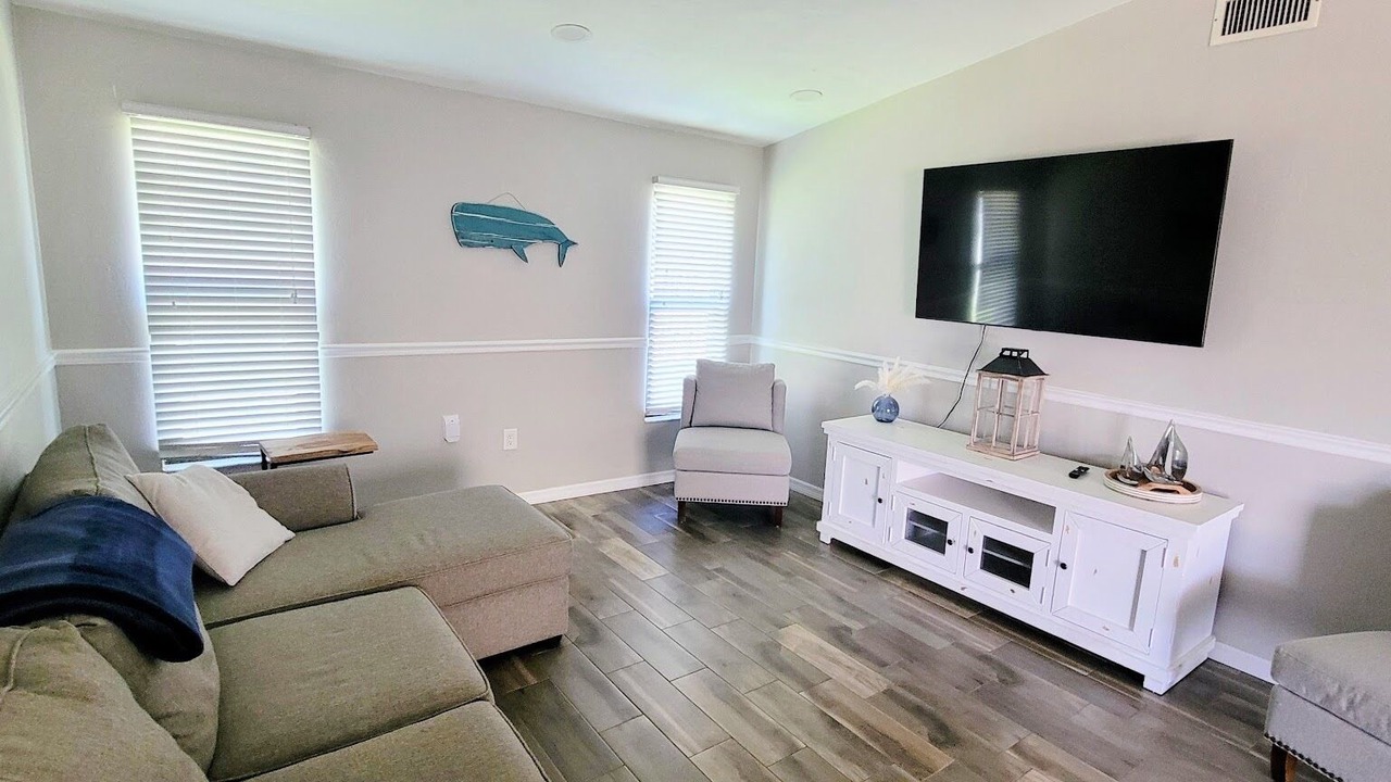 Photo of Livingroom in Caloosahatchee