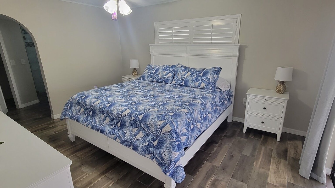 Photo of Bedroom in Caloosahatchee