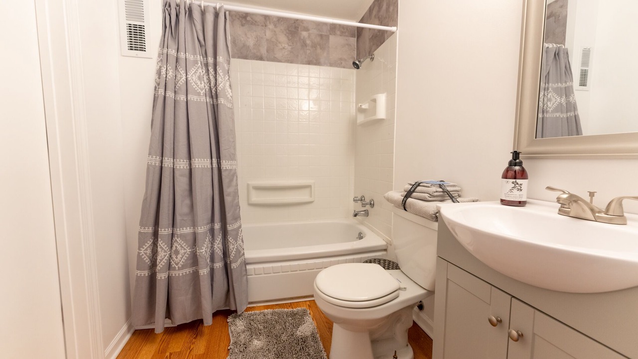 Photo of Bathroom in Lee's Summit