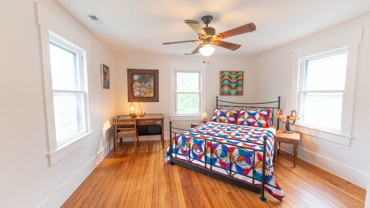 Photo of Bedroom in Lee's Summit