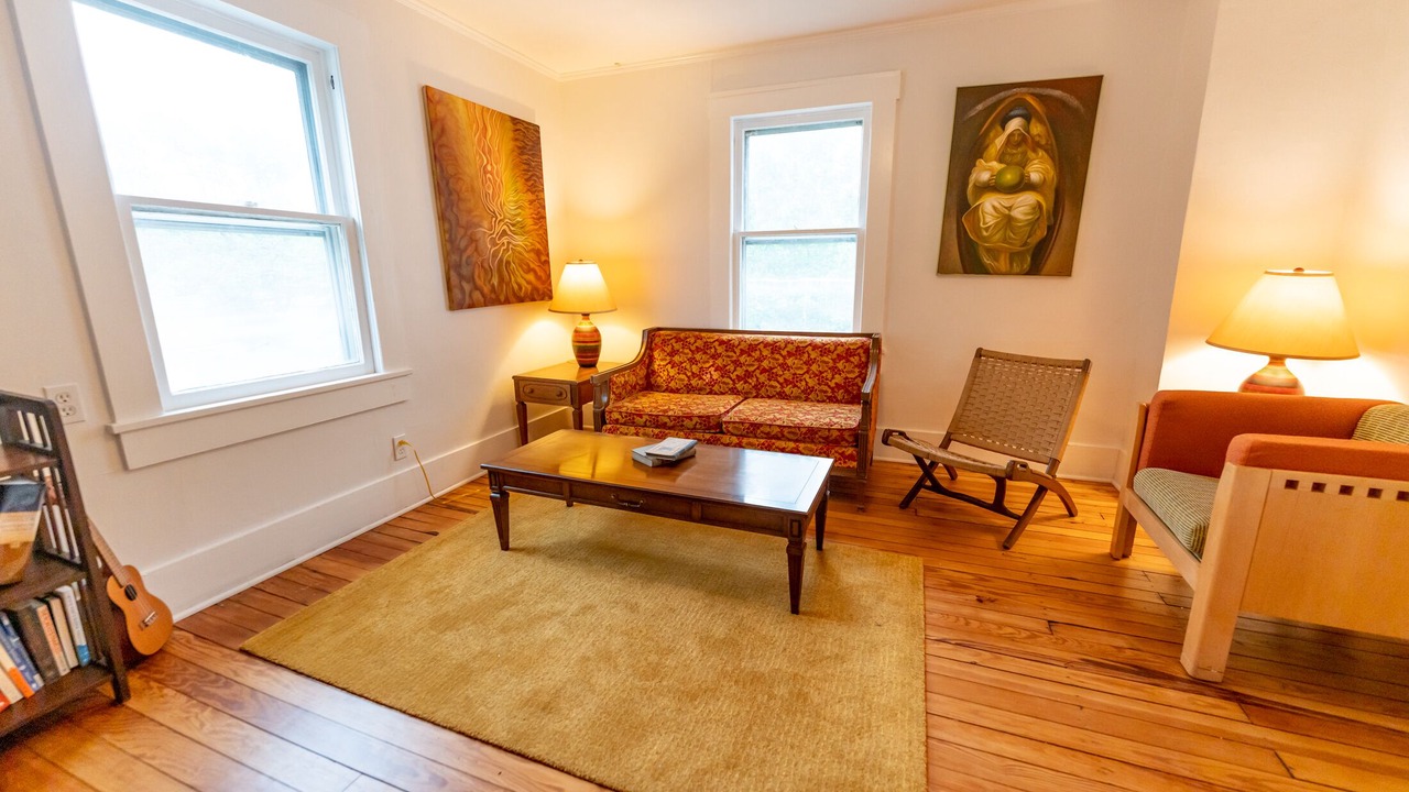 Photo of Livingroom in Lee's Summit