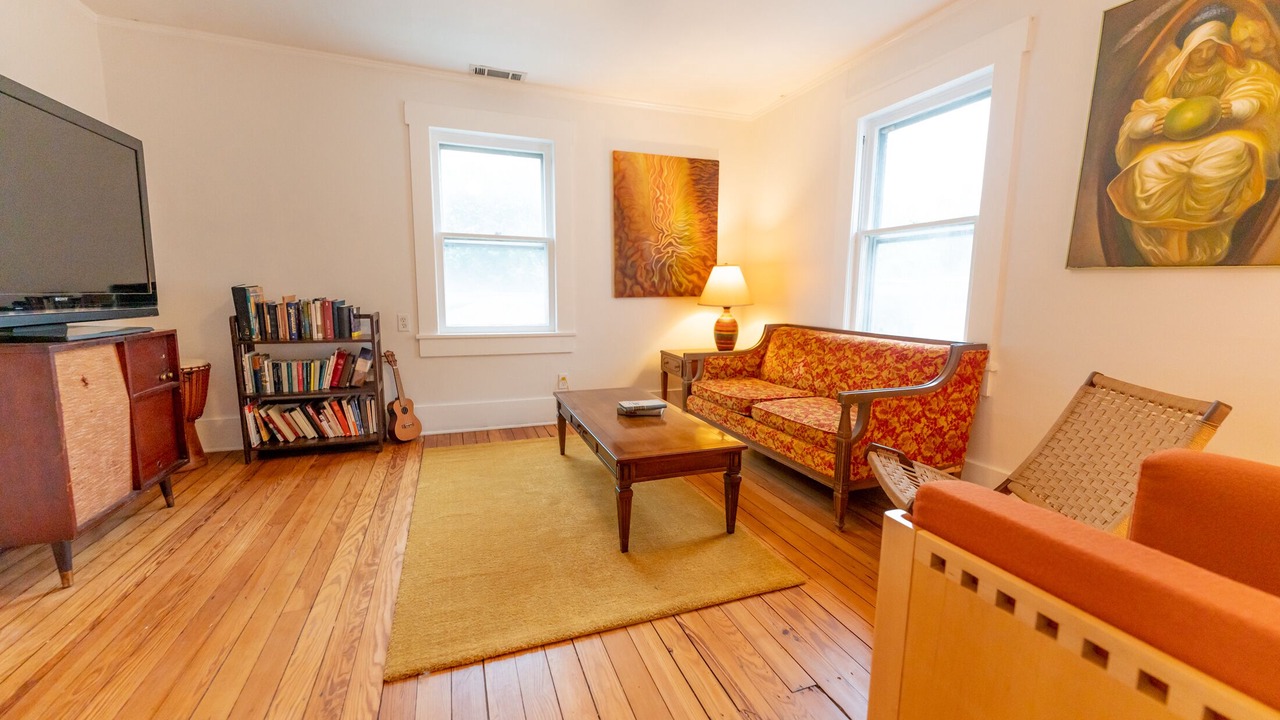 Photo of Livingroom in Lee's Summit