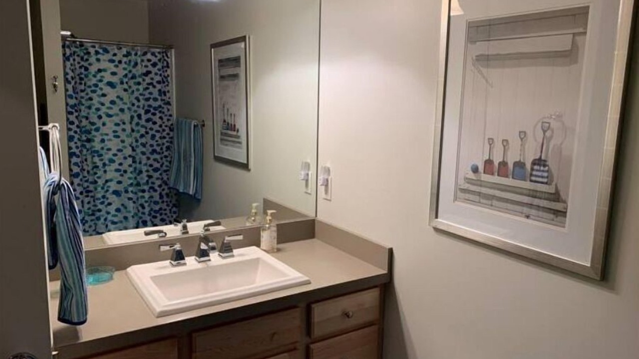 Photo of Bathroom in Douglas