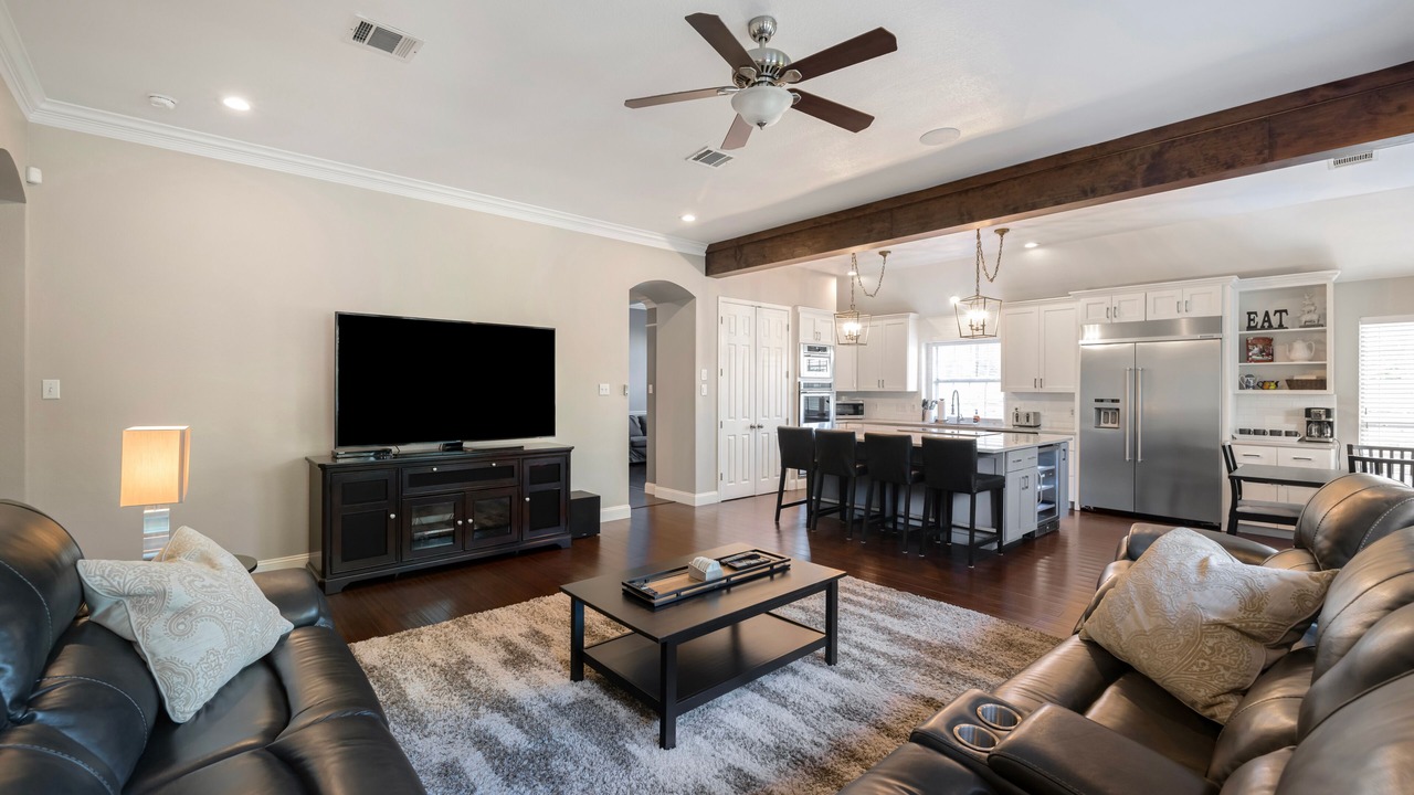 Photo of Livingroom in Scofield Farms