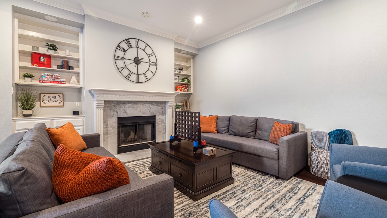 Photo of Livingroom in Scofield Farms