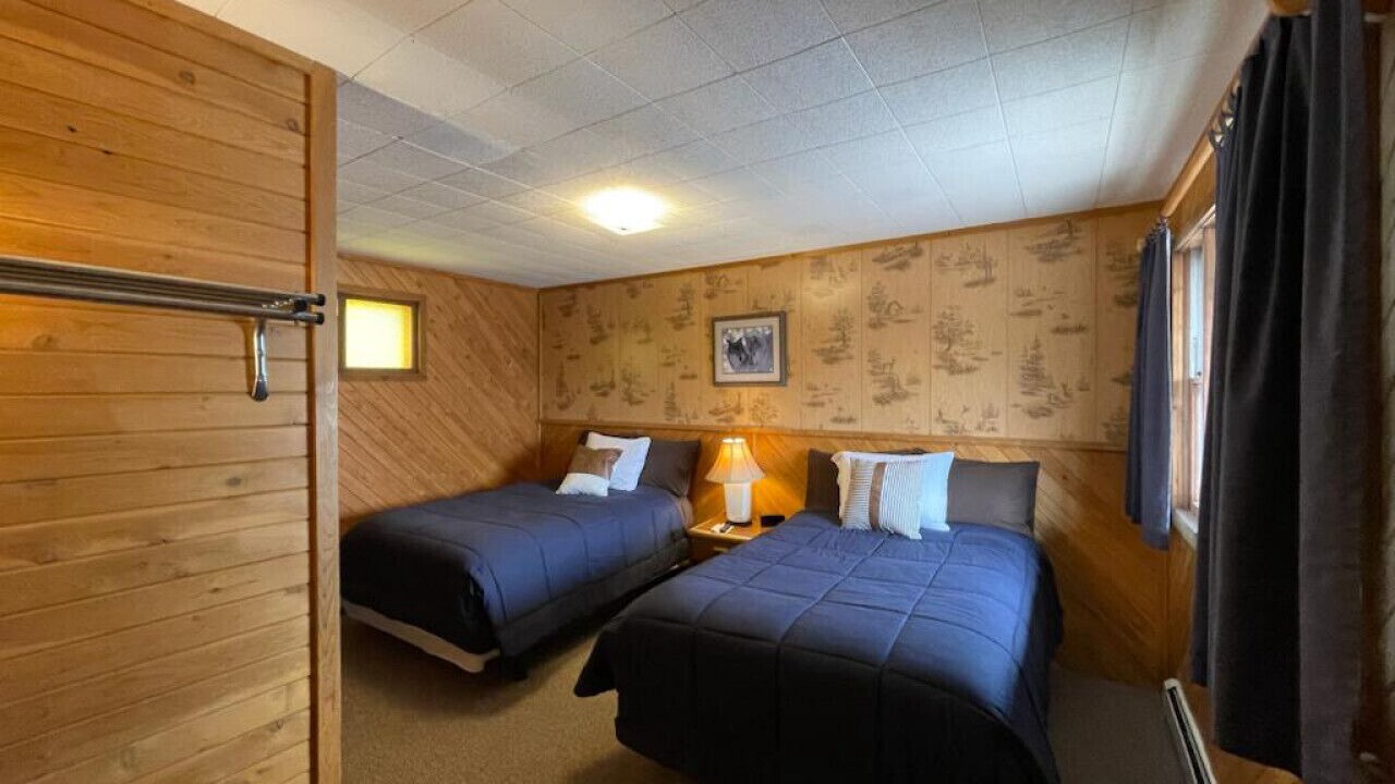 Photo of Bedroom in Onaway