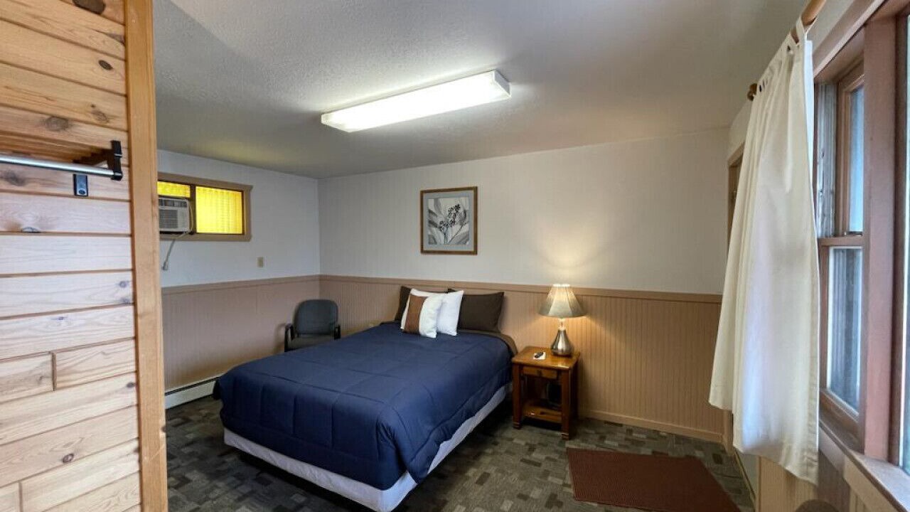 Photo of Bedroom in Onaway