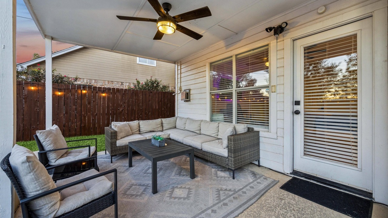 Photo of Patio Balcony in Chandler Creek