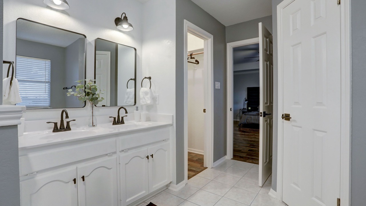 Photo of Bathroom in Chandler Creek