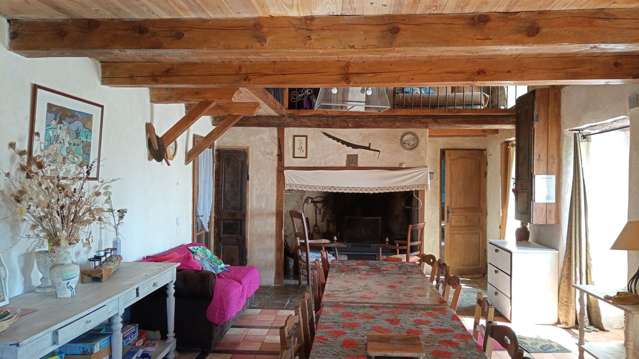 Photo of Others in Mostuejouls