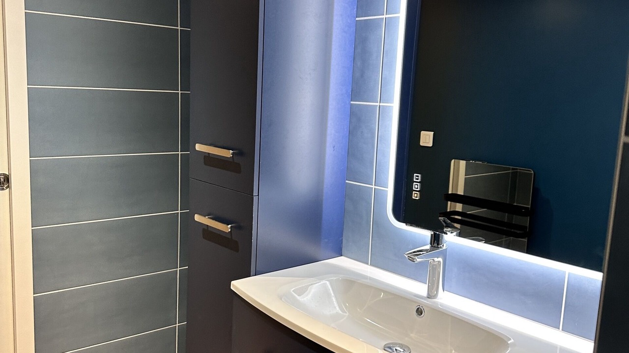 Photo of Bathroom in Les Attaques