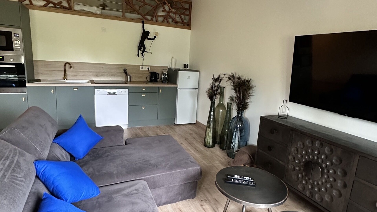 Photo of Livingroom in Les Attaques