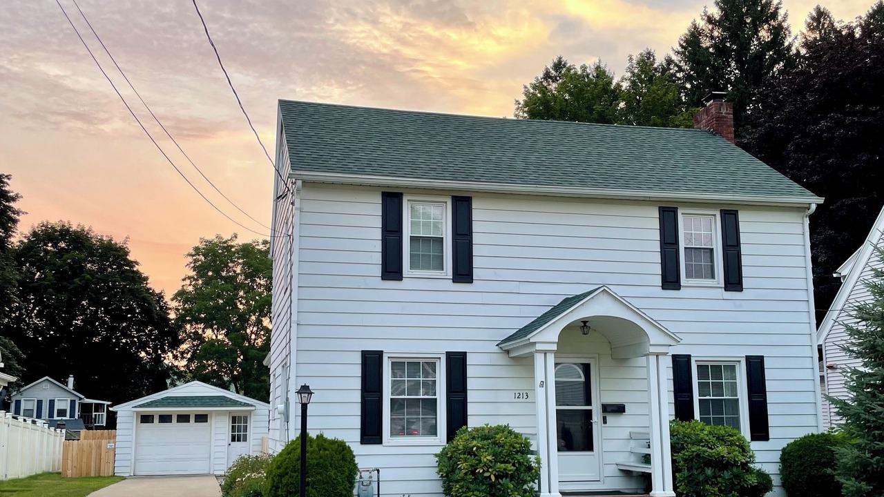 Photo of Outdoor in Port Crane