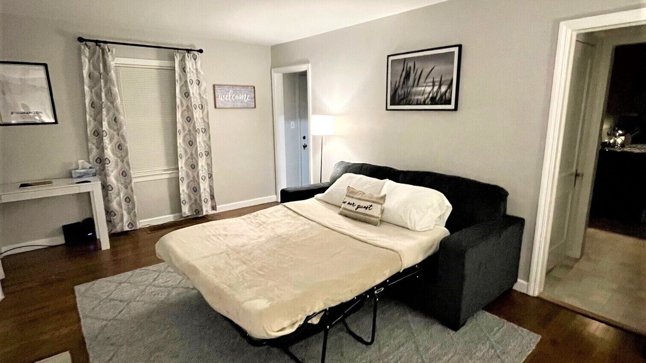 Photo of Bedroom in Port Crane