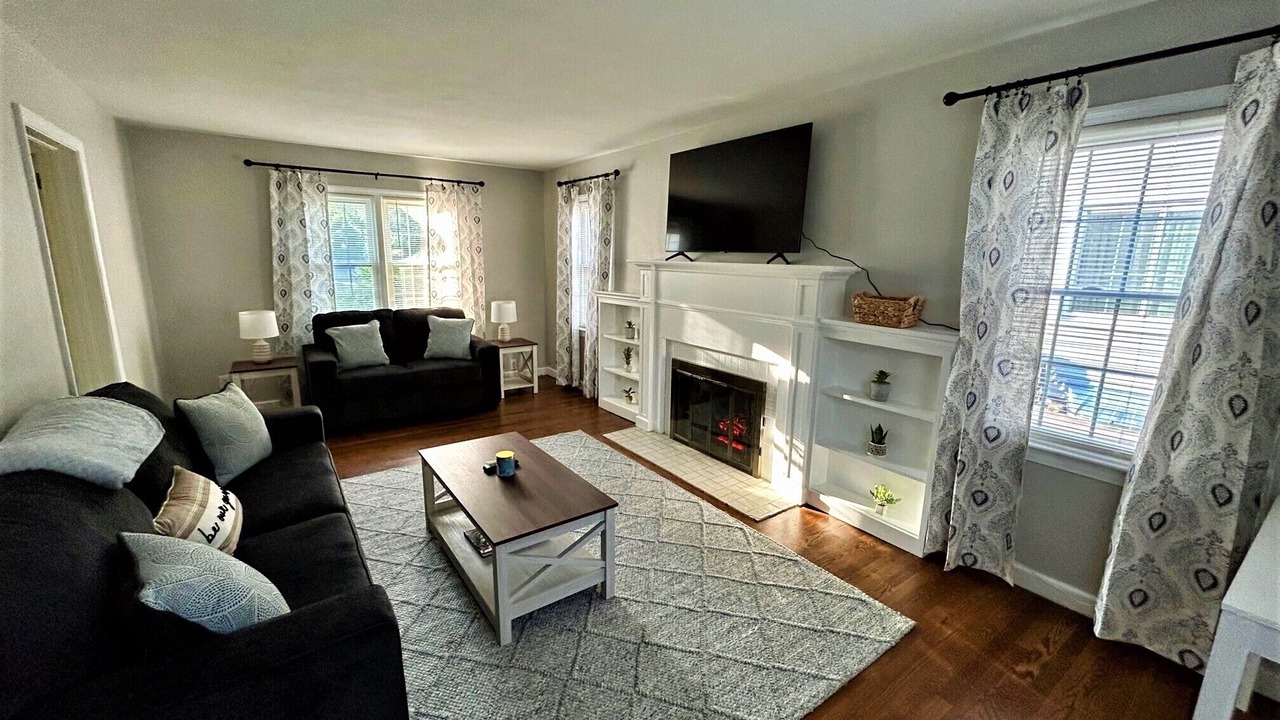 Photo of Livingroom in Port Crane