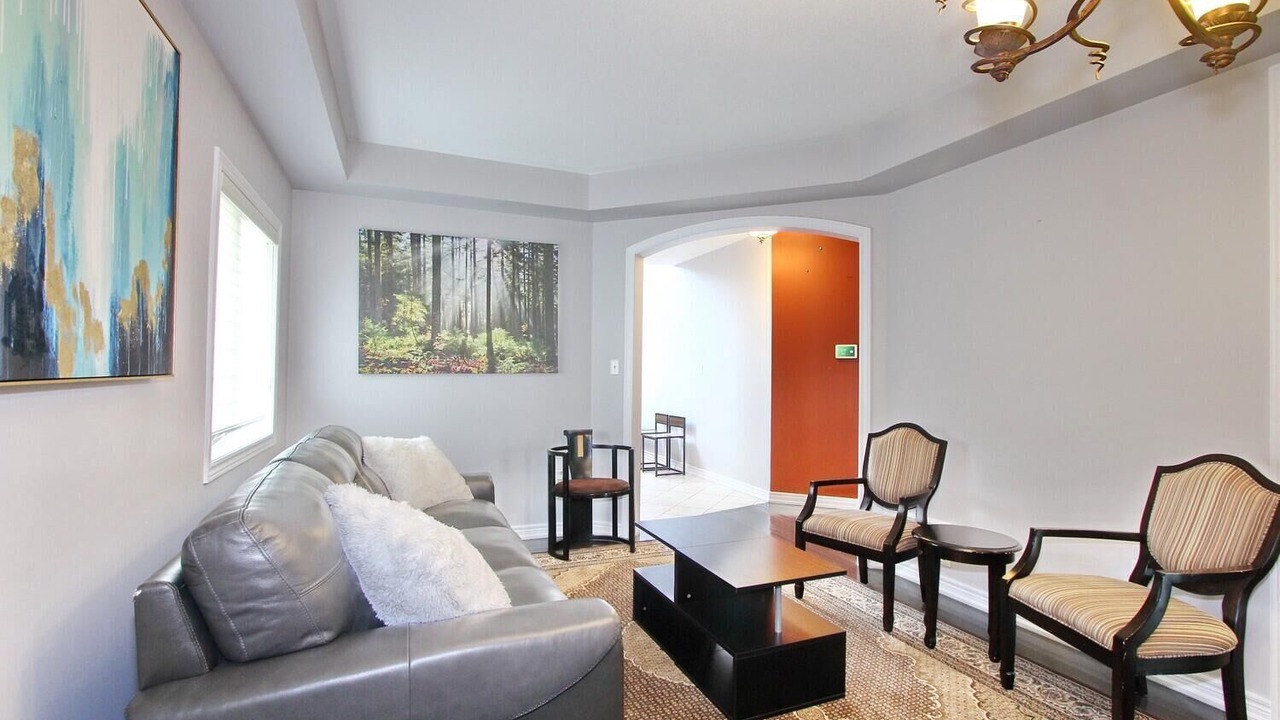 Photo of Livingroom in Mount Pleasant
