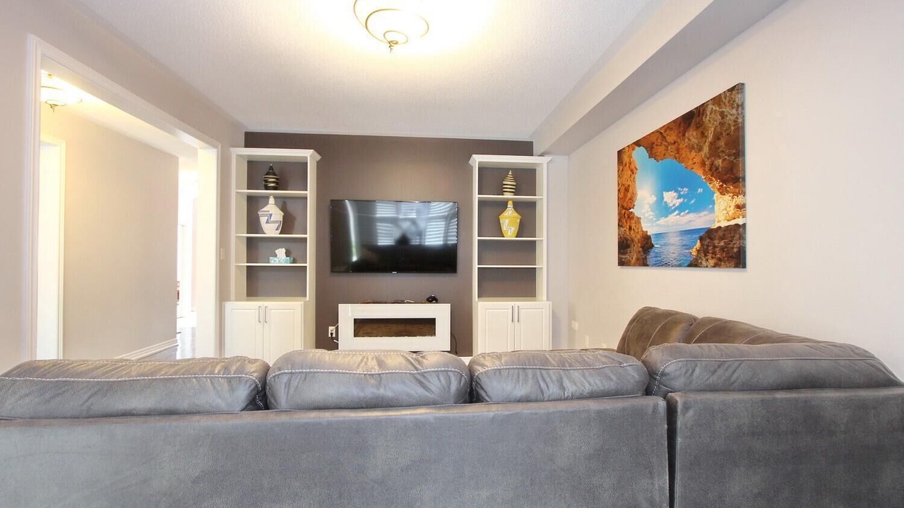Photo of Livingroom in Mount Pleasant