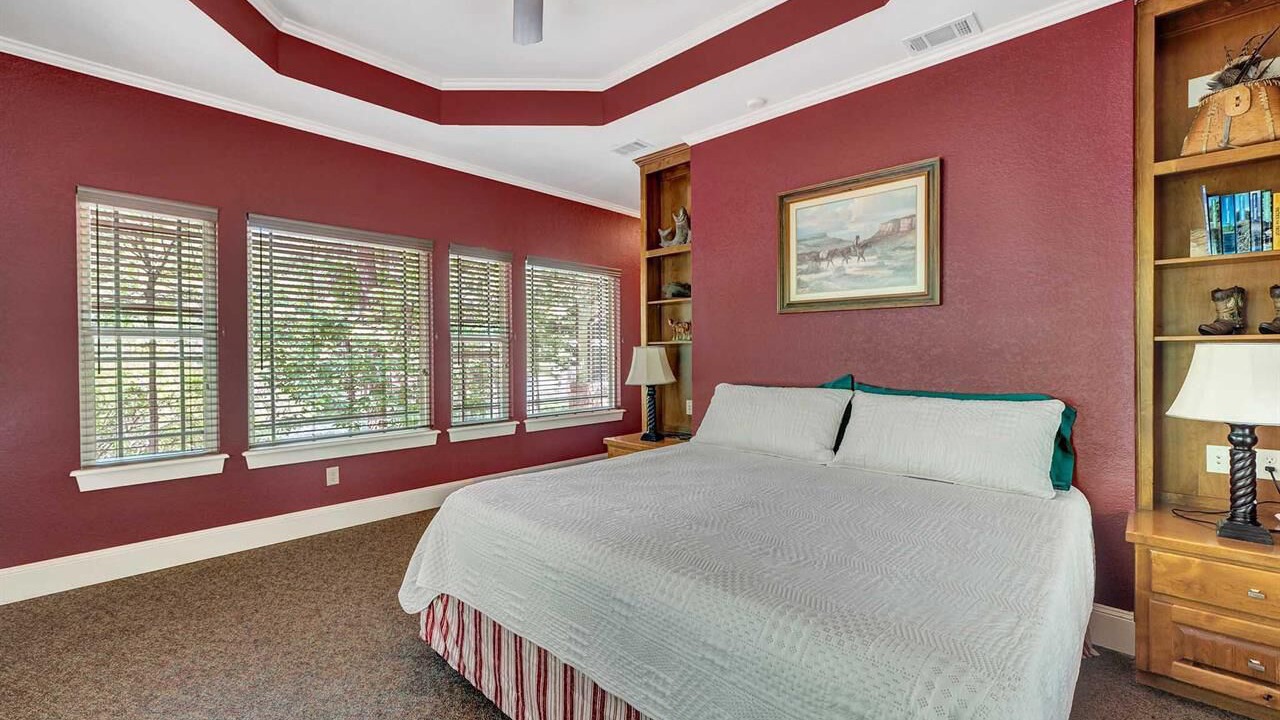 Photo of Bedroom in Flint