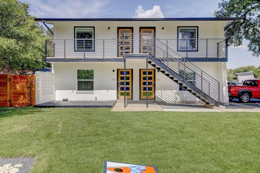Photo of Outdoor in Barton Hills