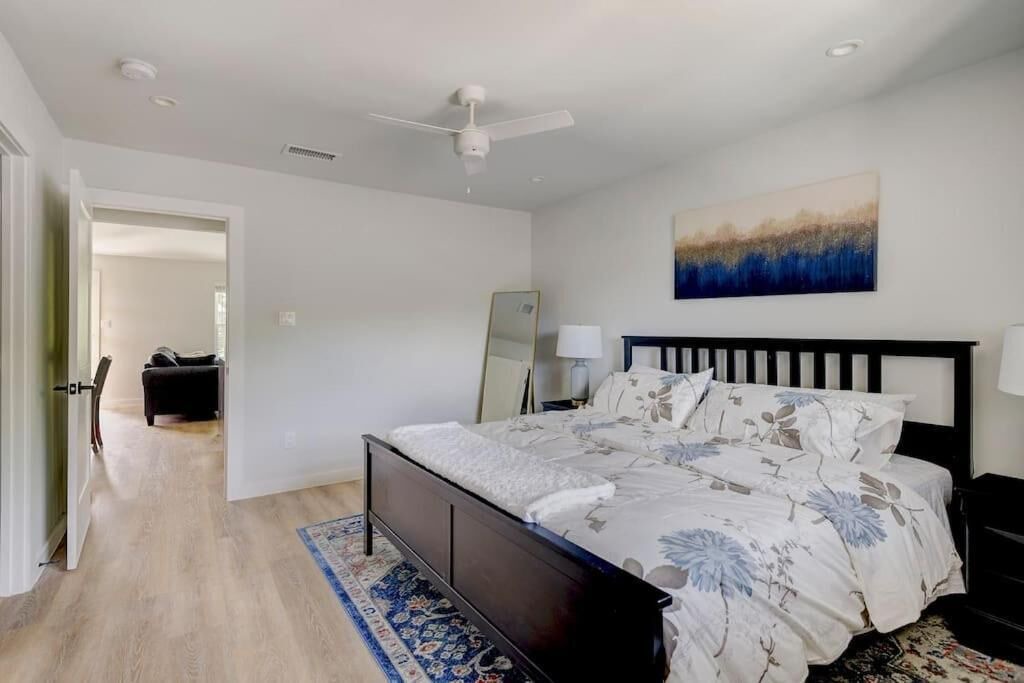 Photo of Bedroom in Barton Hills