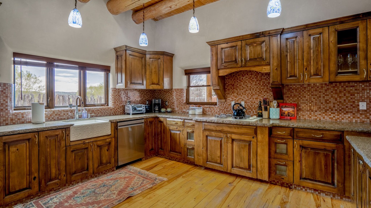 Photo of Kitchen in Tesuque