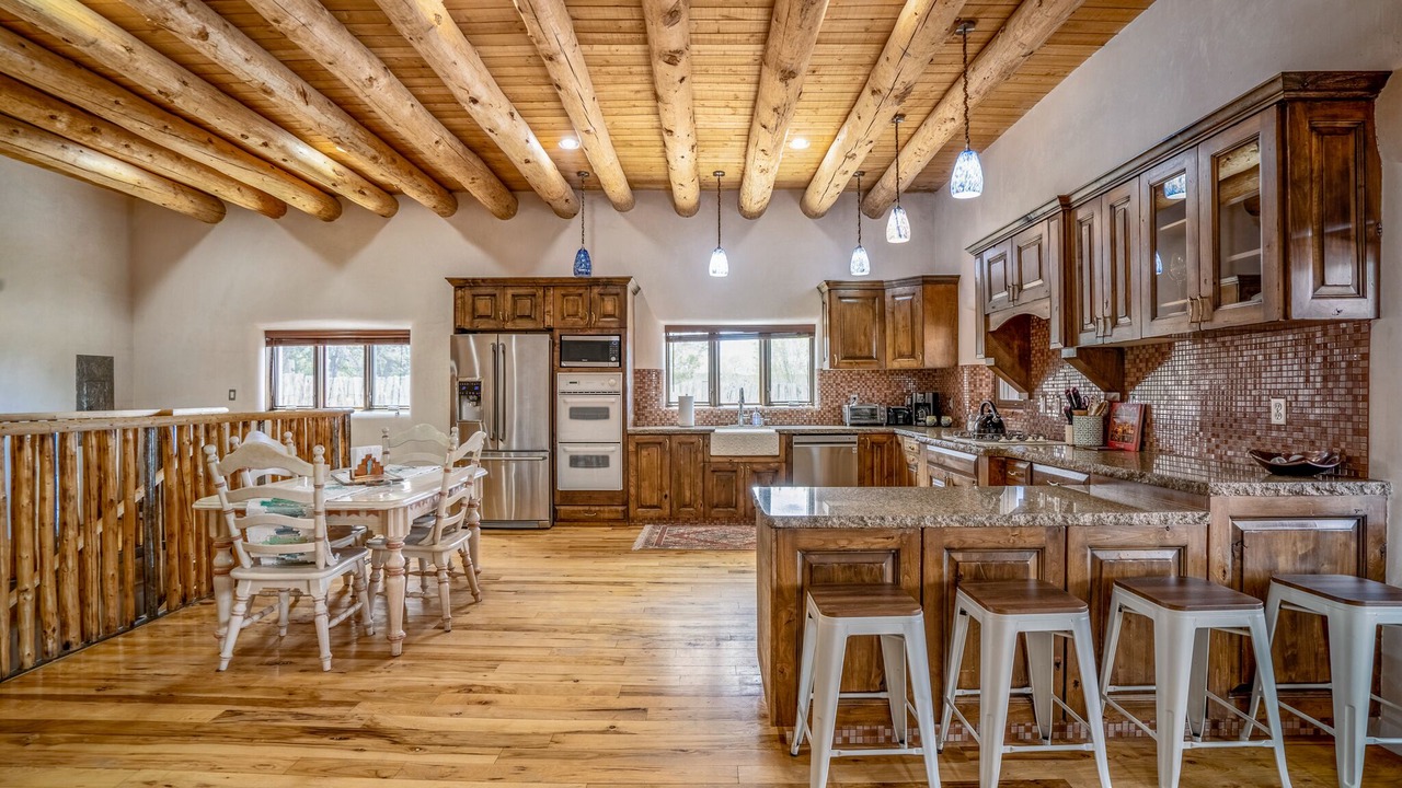 Photo of Kitchen in Tesuque