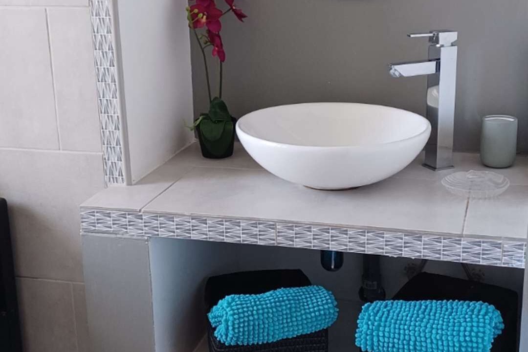 Photo of Bathroom in Solaro