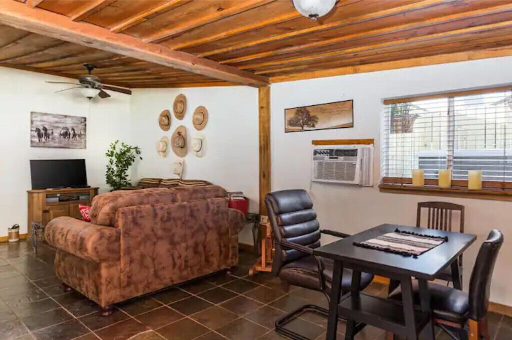 Photo of Livingroom in Voth