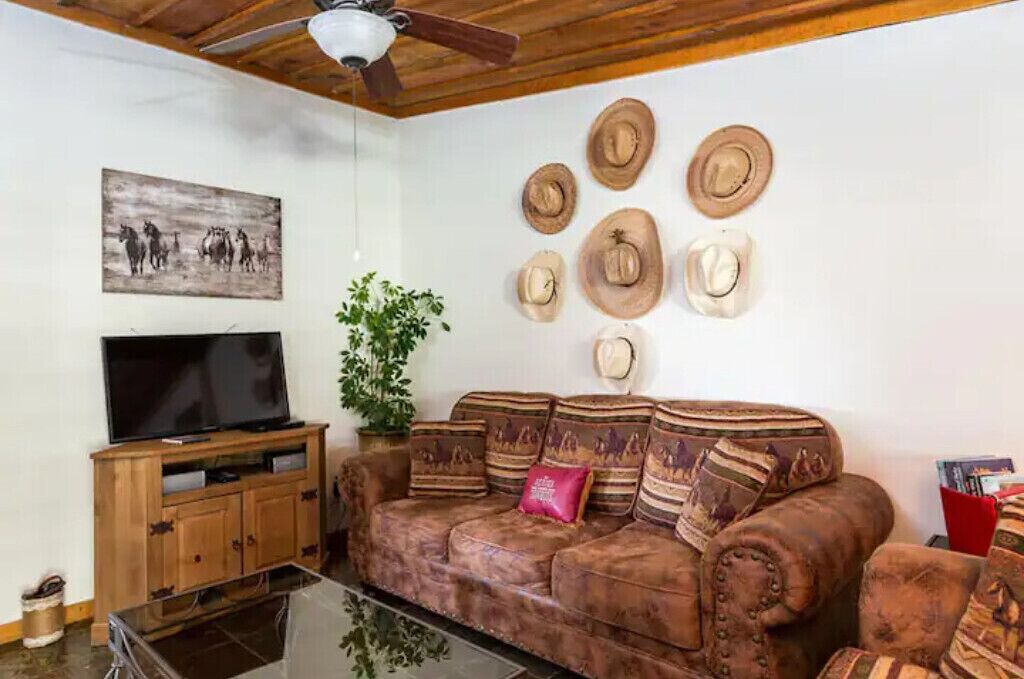 Photo of Livingroom in Voth