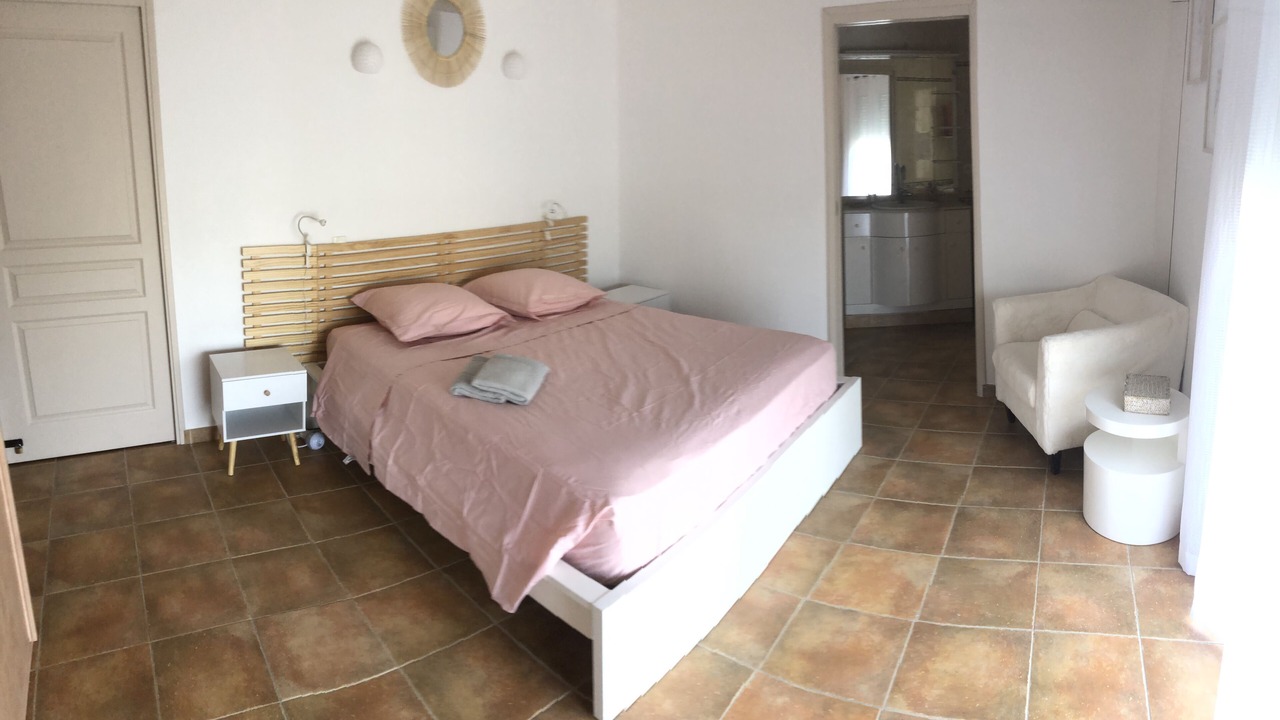 Photo of Bedroom in Saint-Clement-de-Riviere