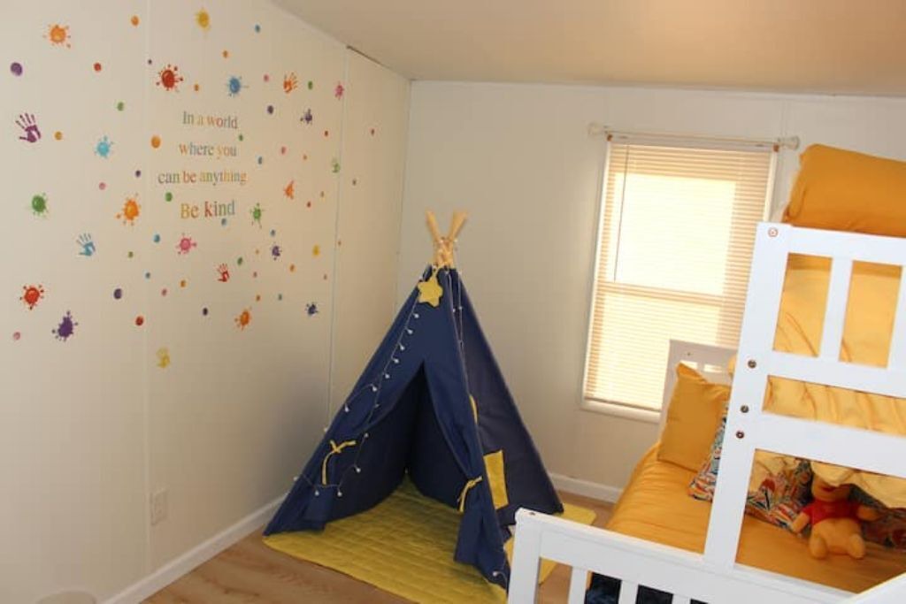 Photo of Bedroom in Goode