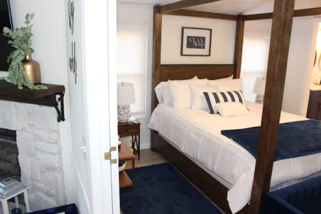 Photo of Bedroom in Goode