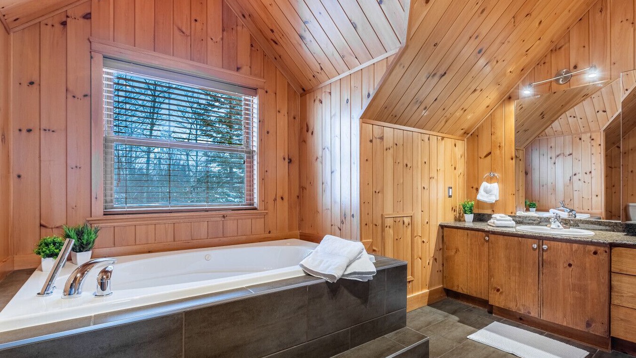 Photo of Bathroom in Fiddler Lake Resort