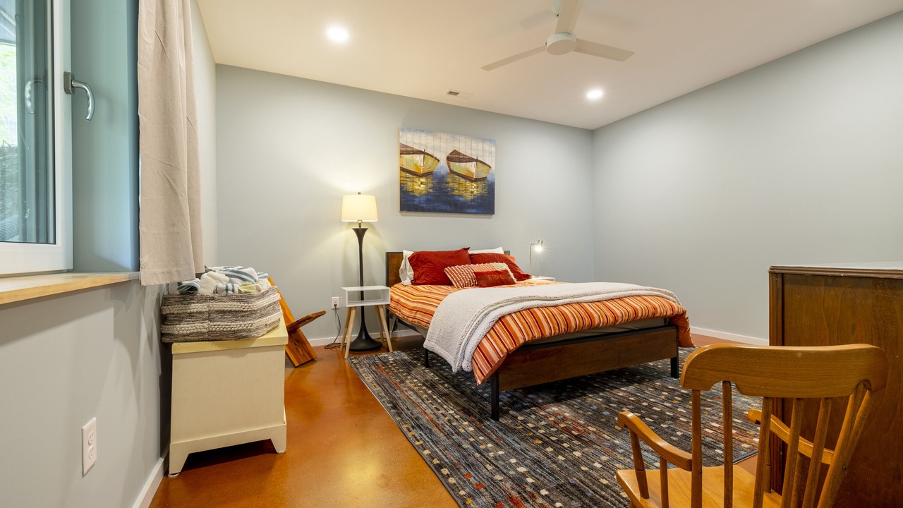 Photo of Bedroom in Blacksburg
